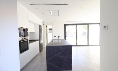 Reventa - Villa - Los Alcazares - Santa Rosalía