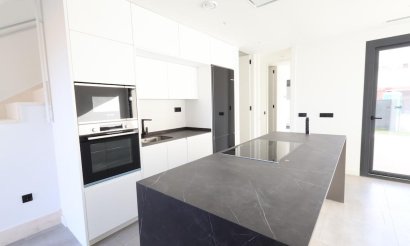 Reventa - Villa - Los Alcazares - Santa Rosalía