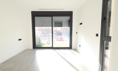Reventa - Villa - Los Alcazares - Santa Rosalía
