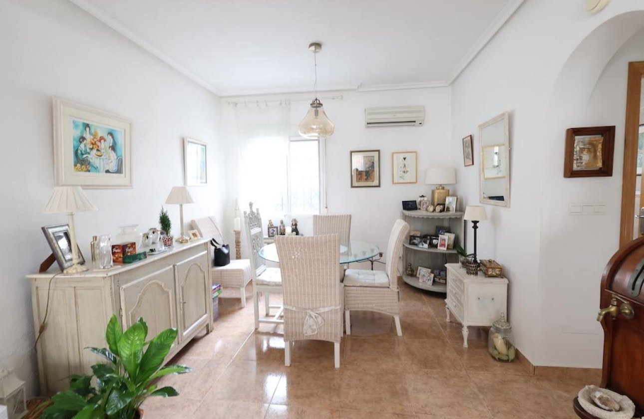Resale - Villa - Orihuela Costa - Playa Flamenca Norte
