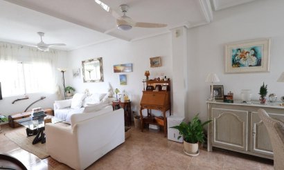 Resale - Villa - Orihuela Costa - Playa Flamenca Norte