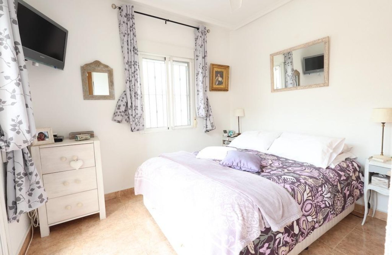 Resale - Villa - Orihuela Costa - Playa Flamenca Norte
