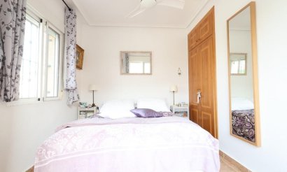 Resale - Villa - Orihuela Costa - Playa Flamenca Norte
