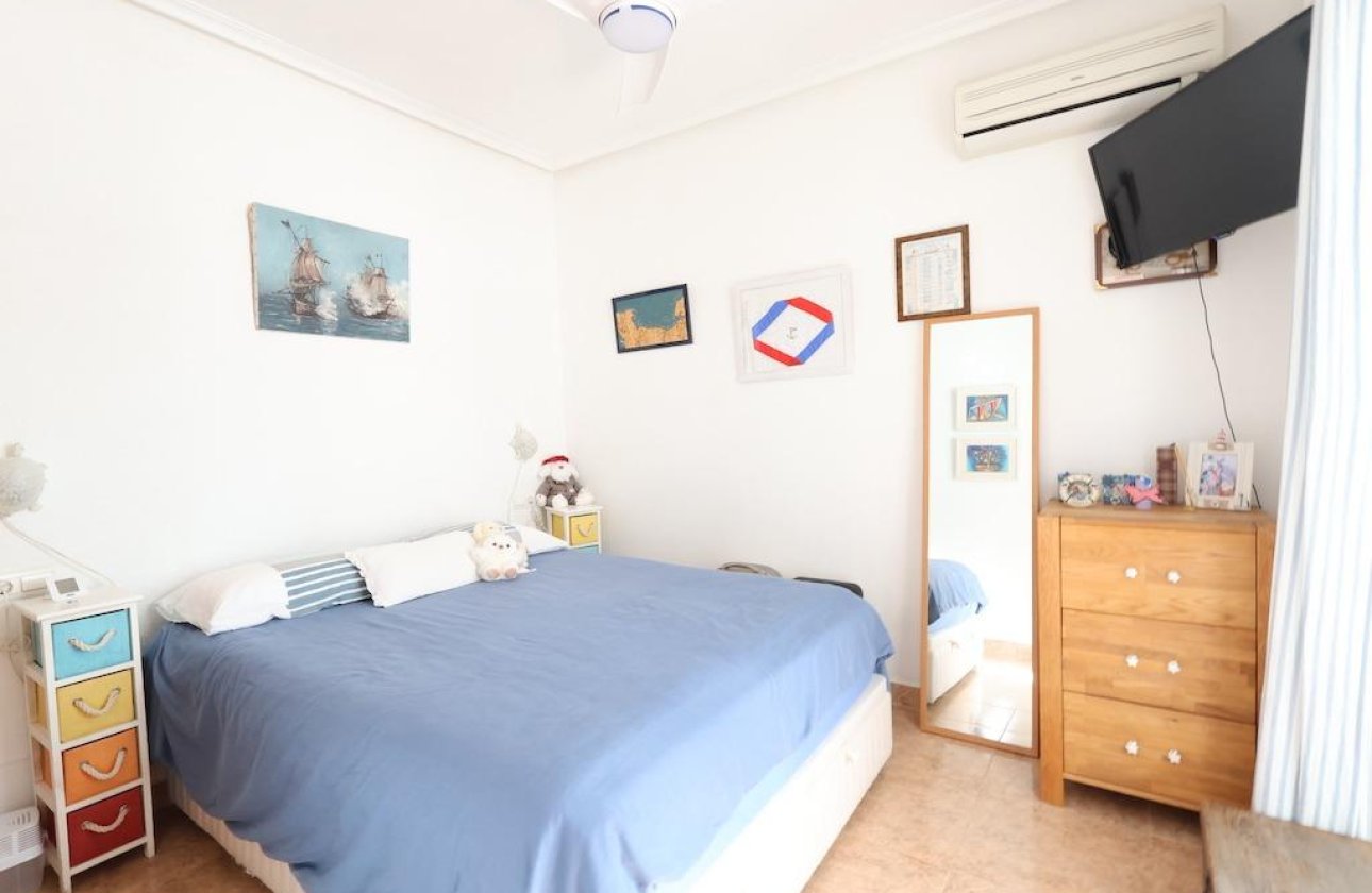 Resale - Villa - Orihuela Costa - Playa Flamenca Norte