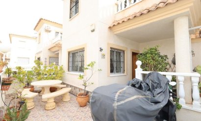 Resale - Villa - Orihuela Costa - Playa Flamenca Norte