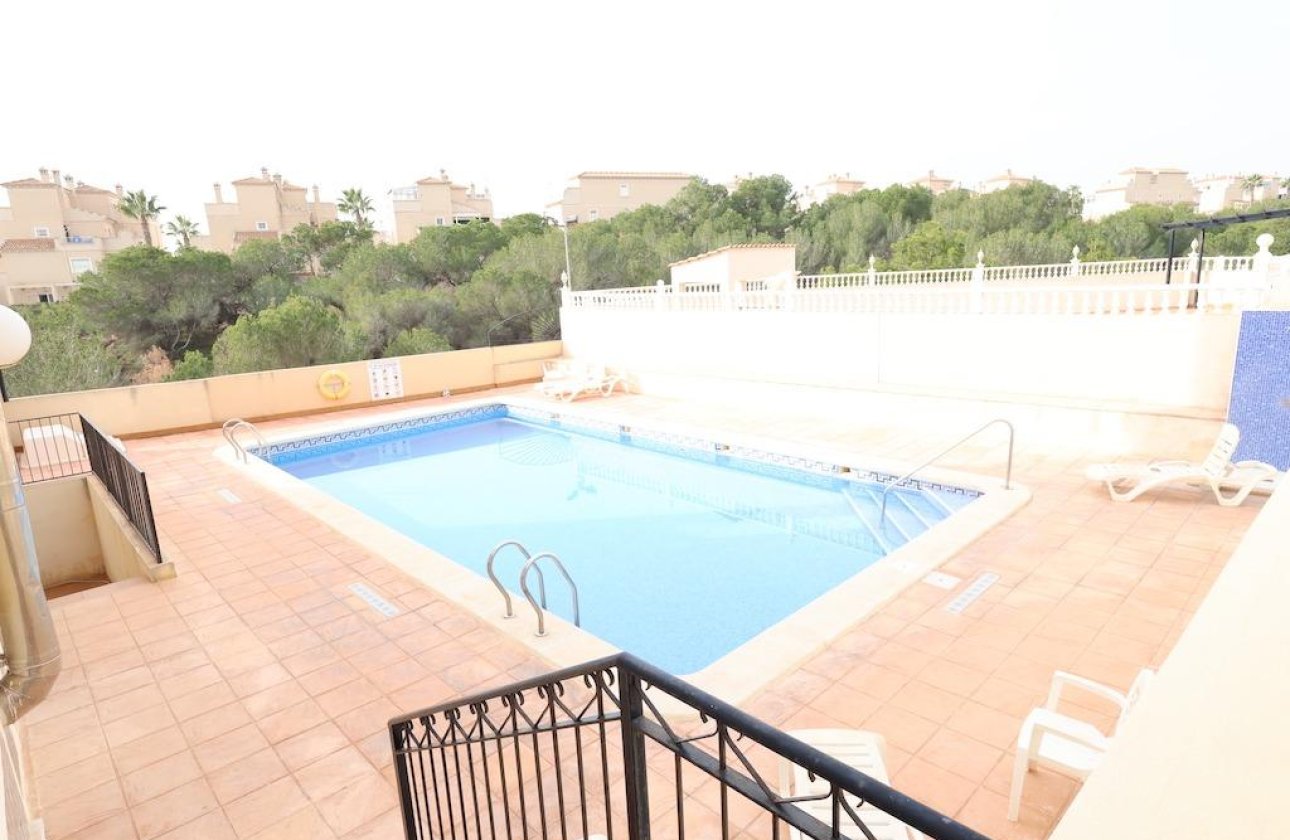Resale - Villa - Orihuela Costa - Playa Flamenca Norte
