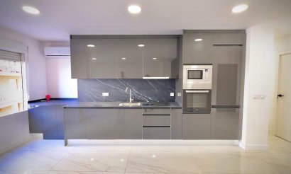 Reventa - Apartamento / piso - Torrevieja - Playa del cura