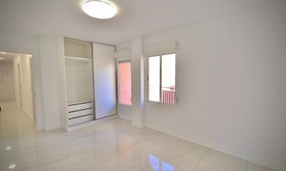 Reventa - Apartamento / piso - Torrevieja - Playa del cura