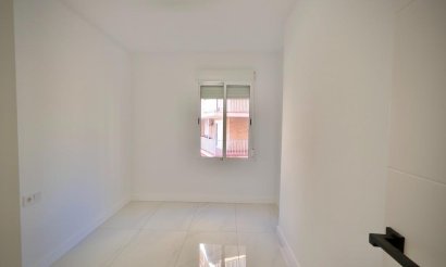 Reventa - Apartamento / piso - Torrevieja - Playa del cura