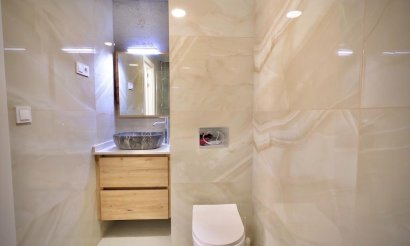 Reventa - Apartamento / piso - Torrevieja - Playa del cura