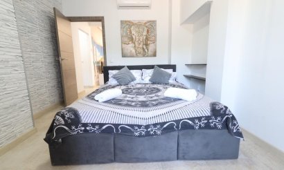 Revente - Appartement - Torrevieja - Acequion