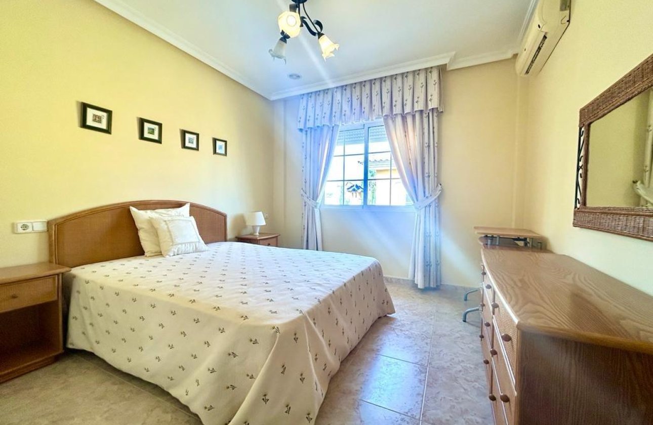 Revente - Villa - Orihuela Costa - Cabo Roig