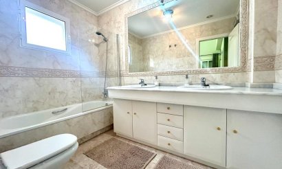 Revente - Villa - Orihuela Costa - Cabo Roig