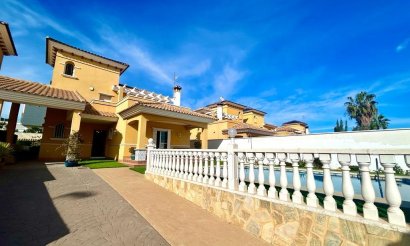 Revente - Villa - Orihuela Costa - Cabo Roig