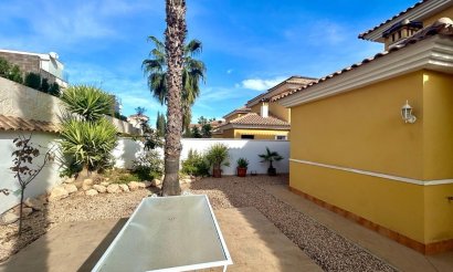 Revente - Villa - Orihuela Costa - Cabo Roig