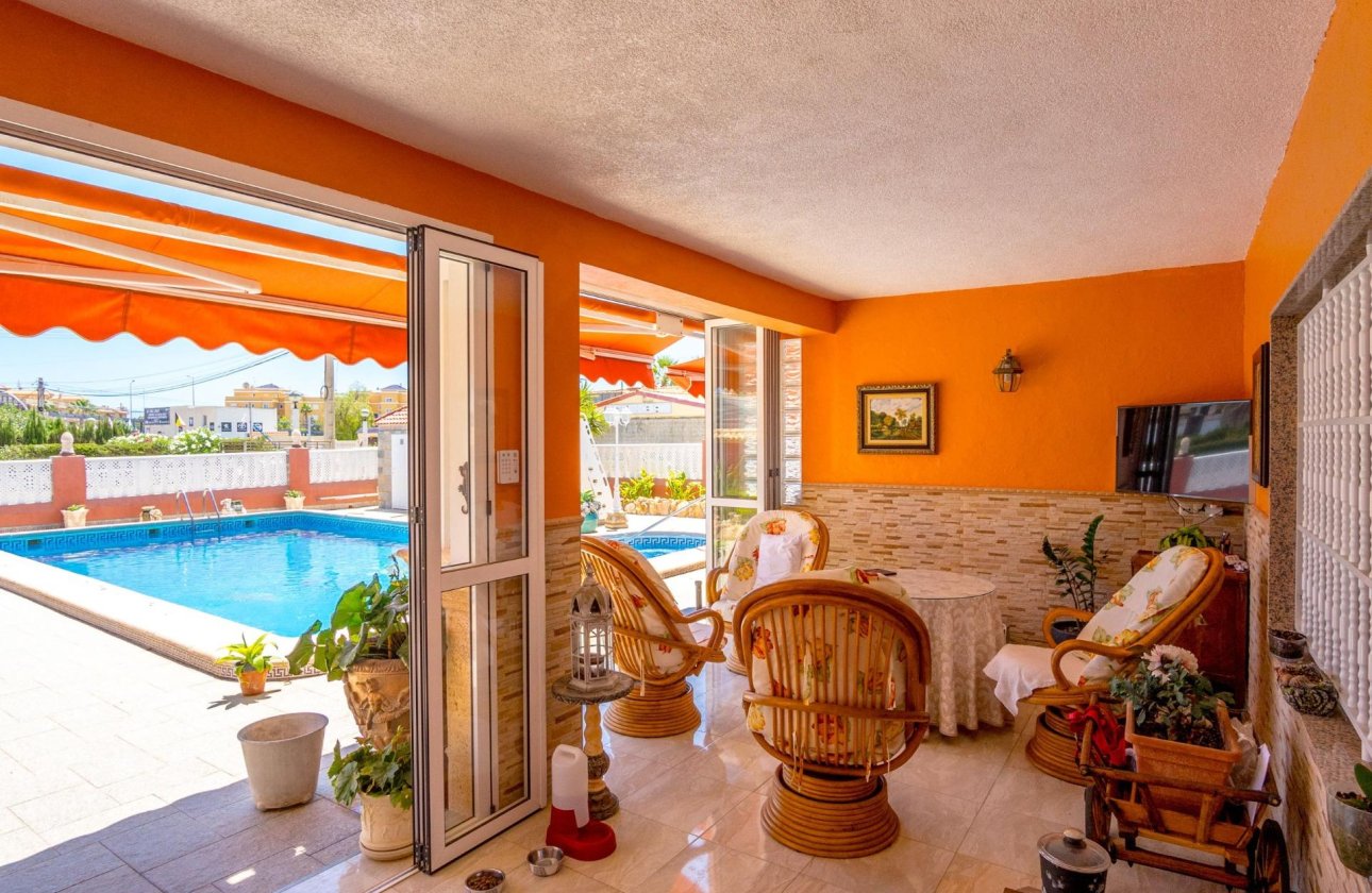 Revente - Villa - Orihuela Costa - Campoamor
