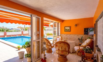 Revente - Villa - Orihuela Costa - Campoamor