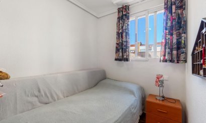 Reventa - Apartamento / piso - Torrevieja - La Mata