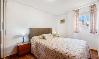 Reventa - Apartamento / piso - Torrevieja - La Mata