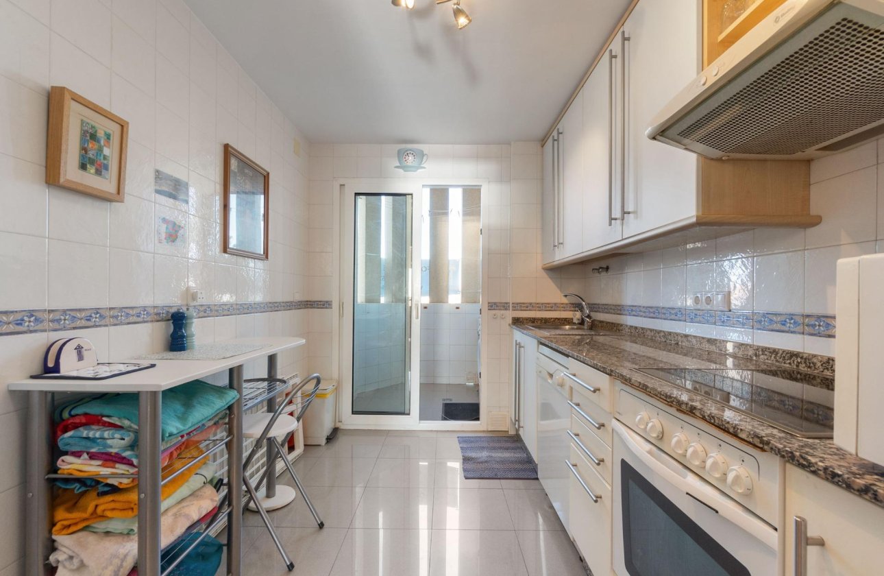 Resale - Apartment / flat - Orihuela Costa - Campoamor