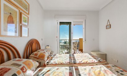 Resale - Apartment / flat - Orihuela Costa - Campoamor