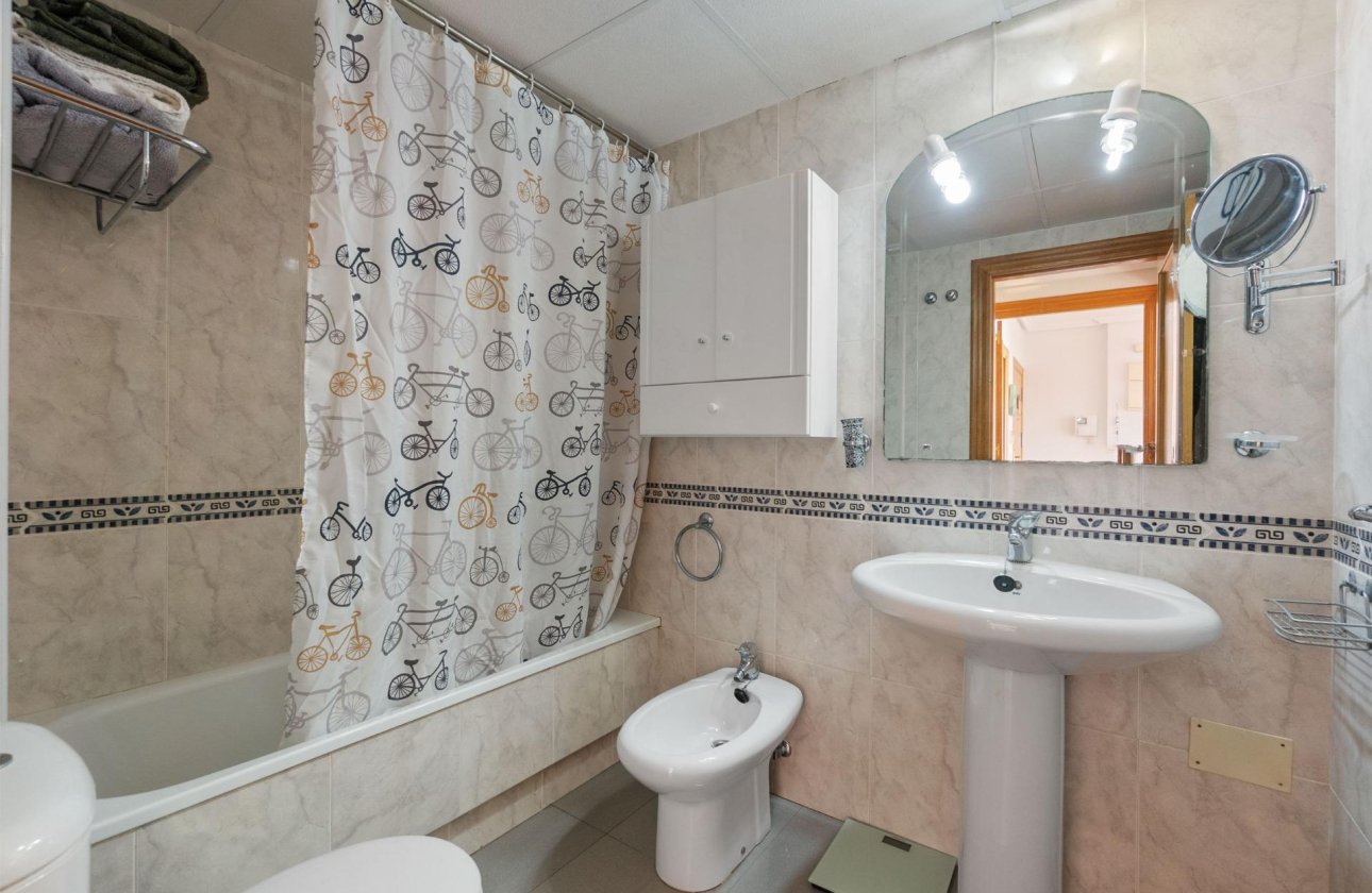Resale - Apartment / flat - Orihuela Costa - Campoamor