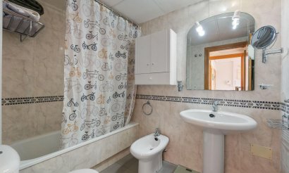 Resale - Apartment / flat - Orihuela Costa - Campoamor