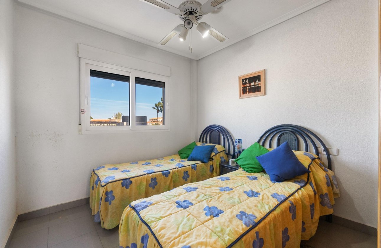 Resale - Apartment / flat - Orihuela Costa - Campoamor