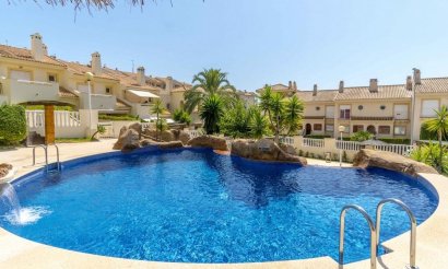 Resale - Apartment / flat - Orihuela Costa - Campoamor