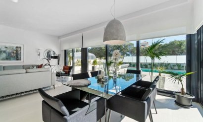 Resale - Villa - Orihuela Costa - Campoamor
