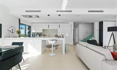 Resale - Villa - Orihuela Costa - Campoamor