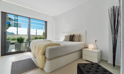 Resale - Villa - Orihuela Costa - Campoamor
