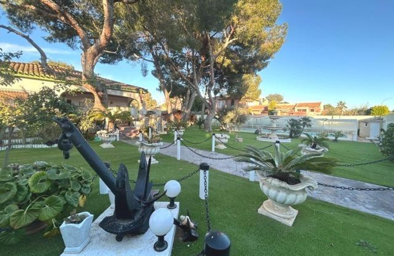 Revente - Villa - Orihuela Costa - Altos de Campoamor