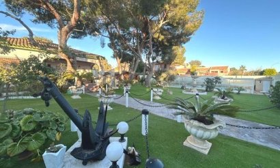 Revente - Villa - Orihuela Costa - Altos de Campoamor