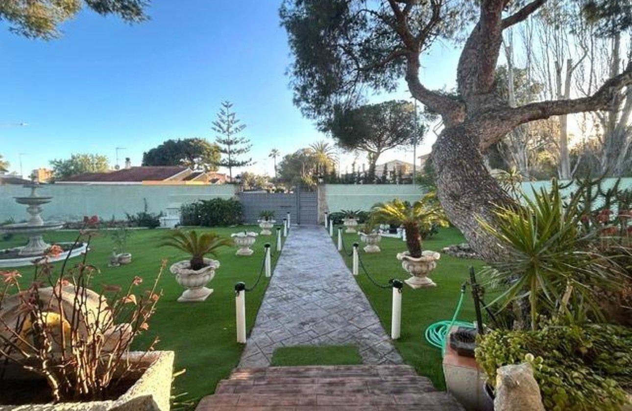 Revente - Villa - Orihuela Costa - Altos de Campoamor