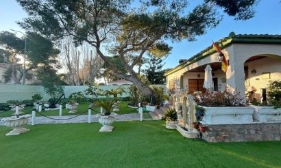 Revente - Villa - Orihuela Costa - Altos de Campoamor