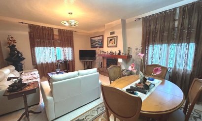 Revente - Villa - Orihuela Costa - Altos de Campoamor