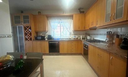 Revente - Villa - Orihuela Costa - Altos de Campoamor