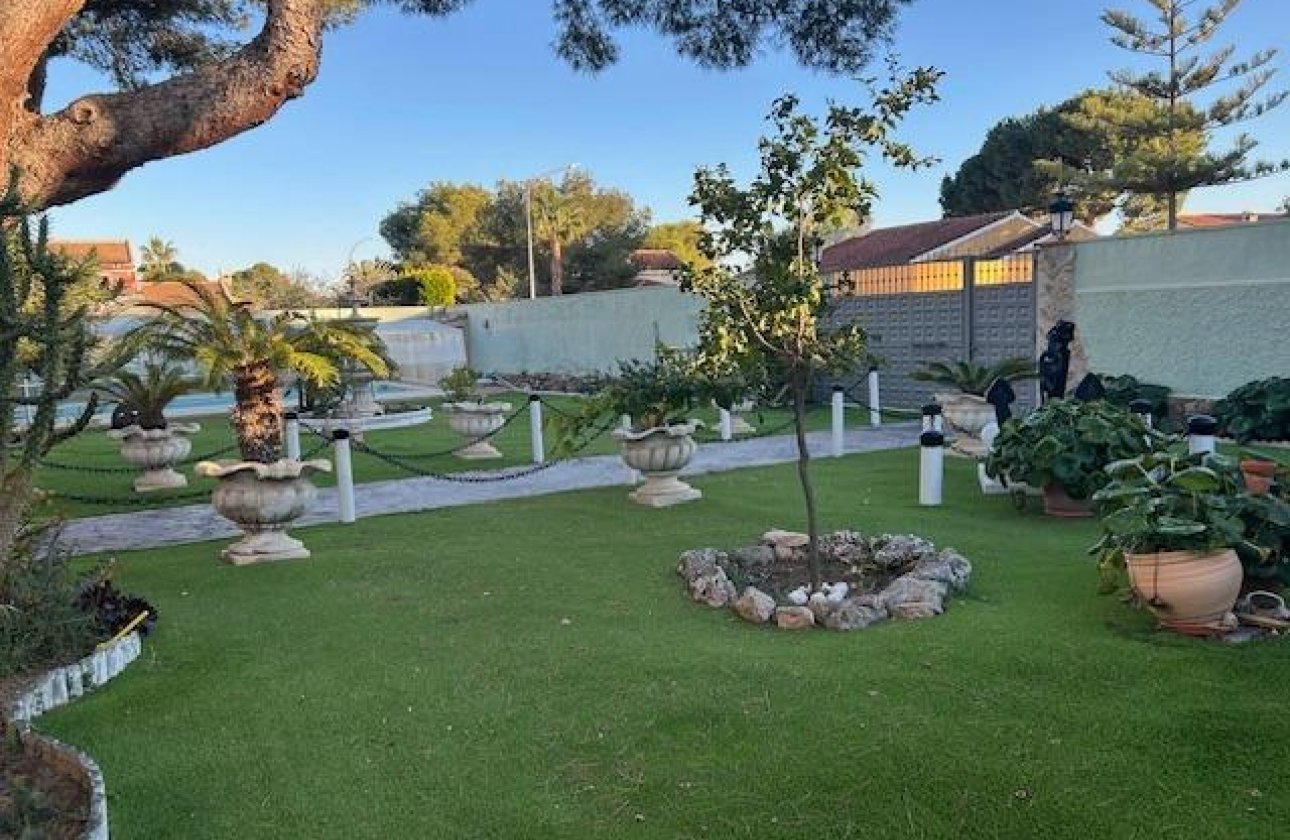 Revente - Villa - Orihuela Costa - Altos de Campoamor