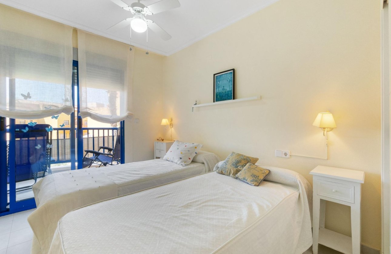 Resale - Apartment / flat - Orihuela Costa - Campoamor