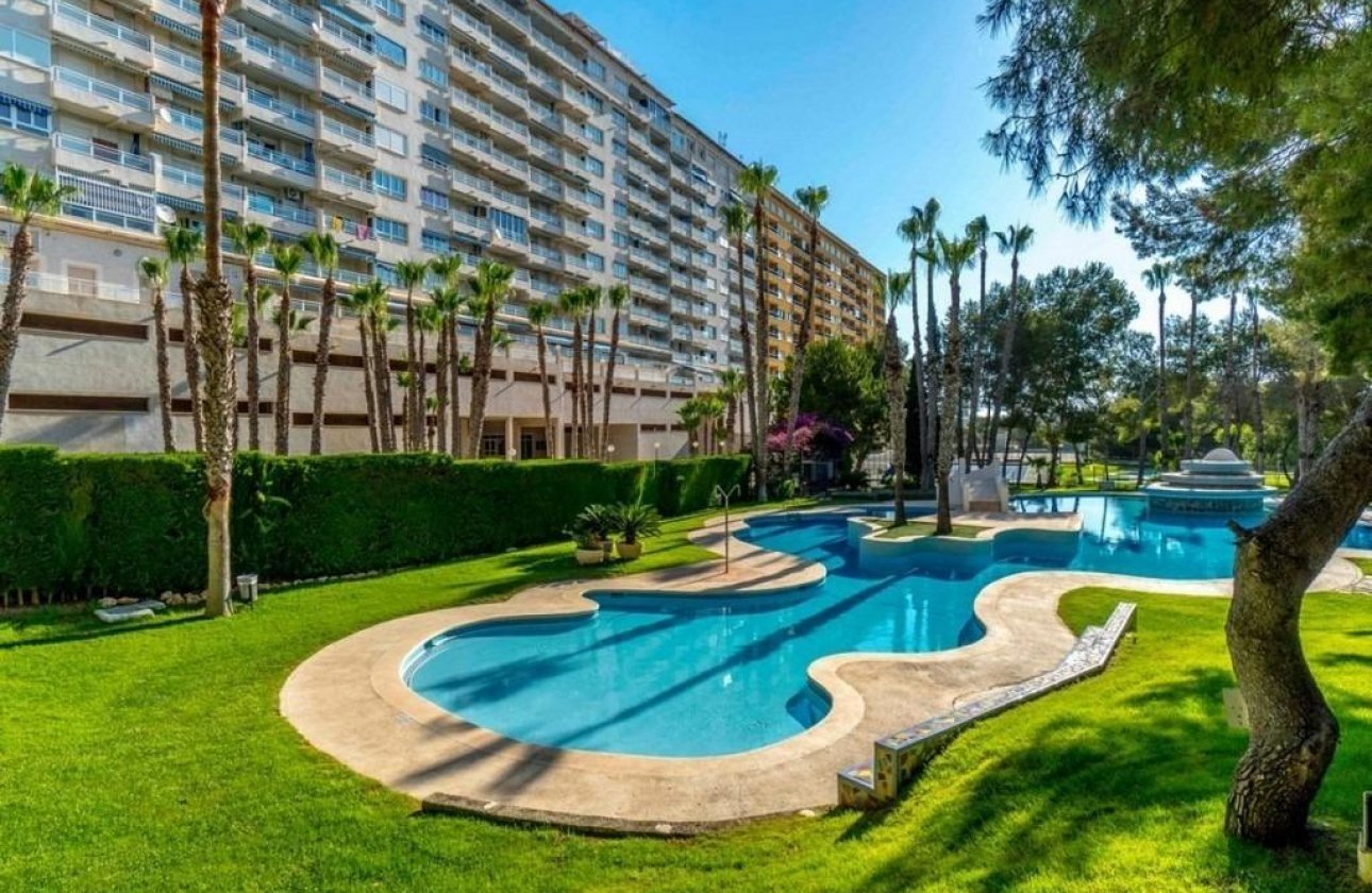 Resale - Apartment / flat - Orihuela Costa - Altos de Campoamor