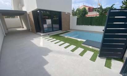 Obra nueva - Villa - Los Alcazares - La Concha