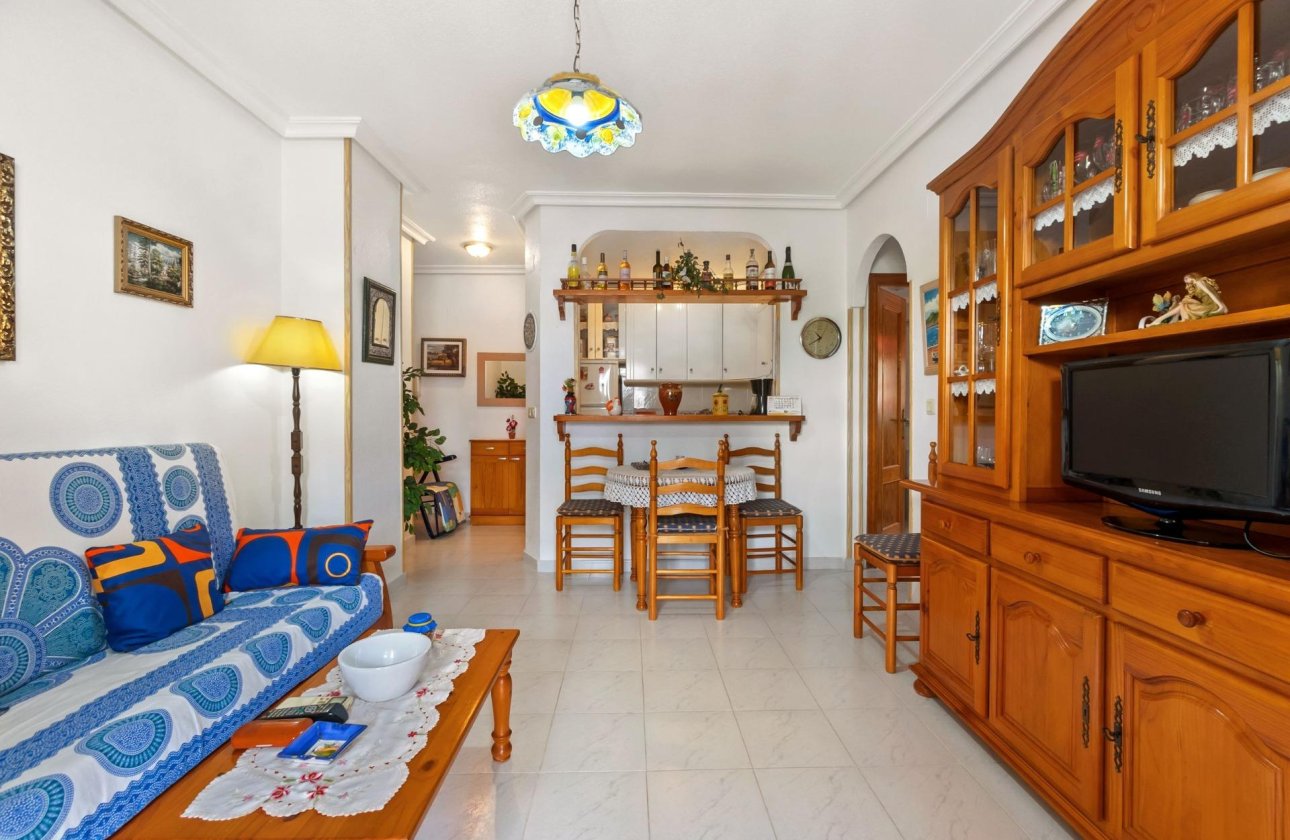 Resale - Apartment / flat - Torrevieja - Los Europeos