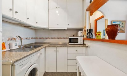 Resale - Apartment / flat - Torrevieja - Los Europeos