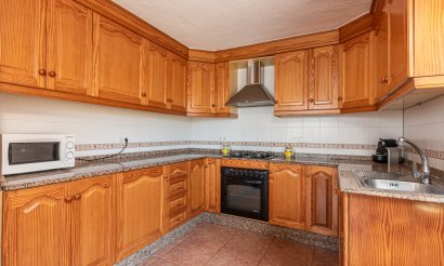 Resale - Villa - Guardamar del Segura