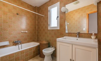 Resale - Villa - Guardamar del Segura