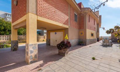 Resale - Villa - Guardamar del Segura