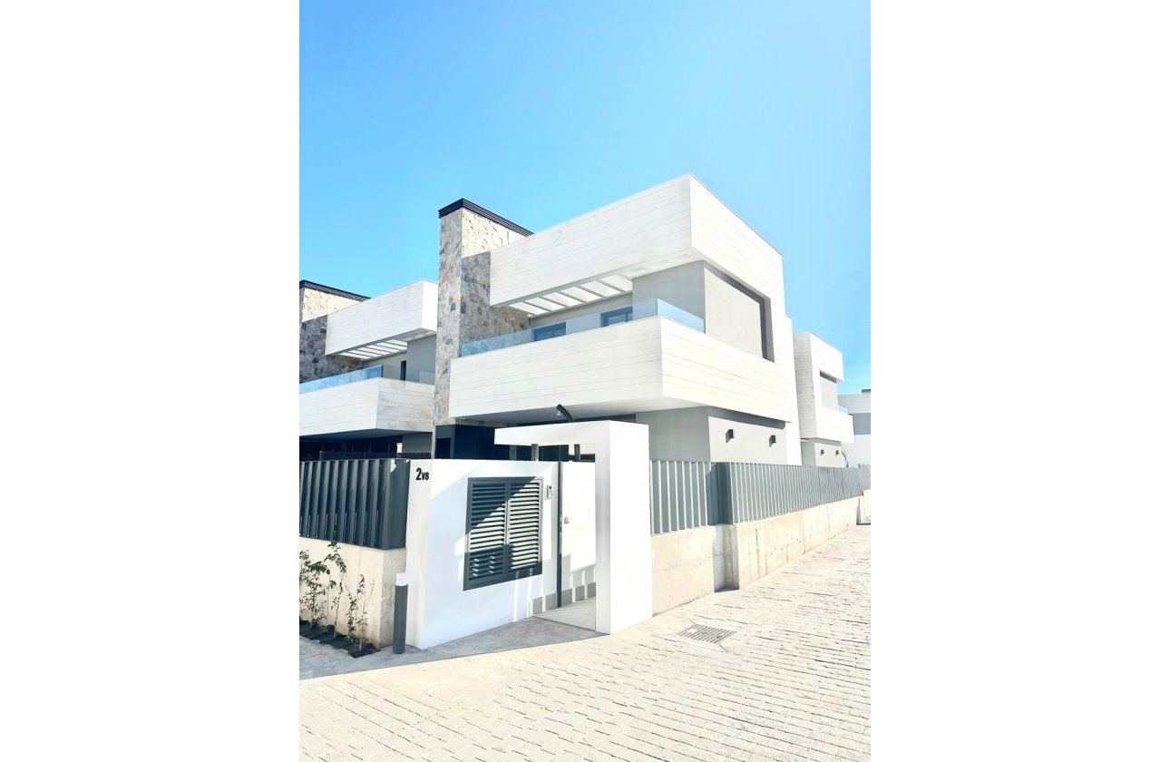 Resale - Villa - Los Alcazares - Santa Rosalía