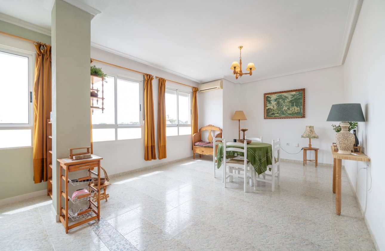 Resale - Apartment / flat - Los Montesinos