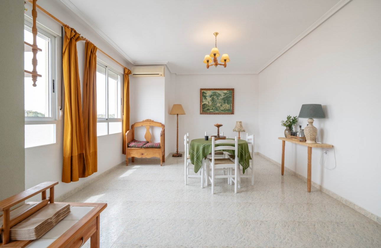 Resale - Apartment / flat - Los Montesinos